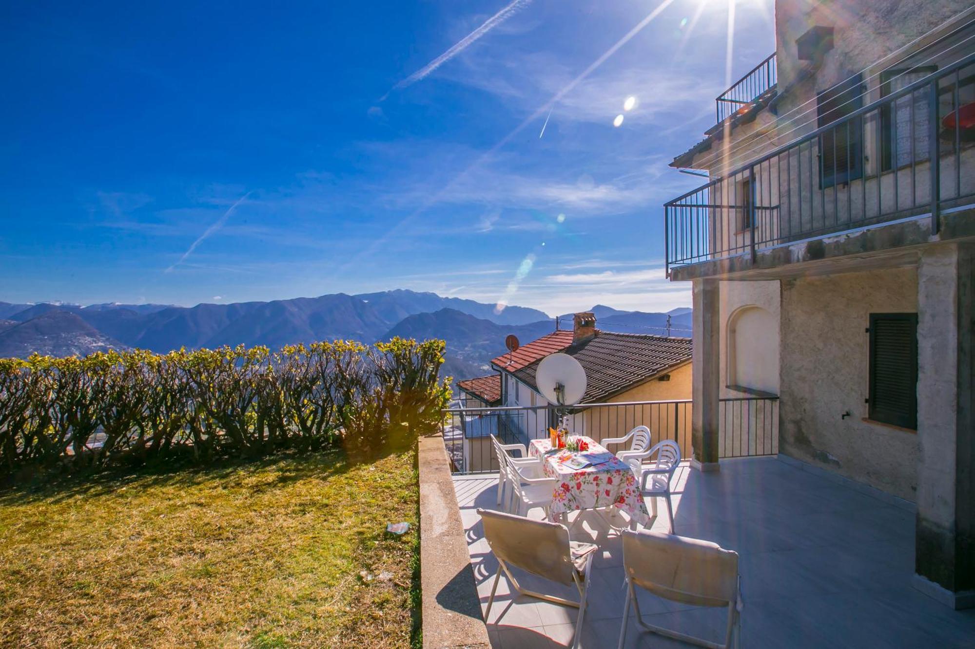 Chalet Cademario - Happy Rentals מראה חיצוני תמונה